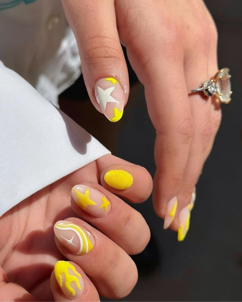 design ongles jaunes, nail art jaune, ongles d’été jaunes