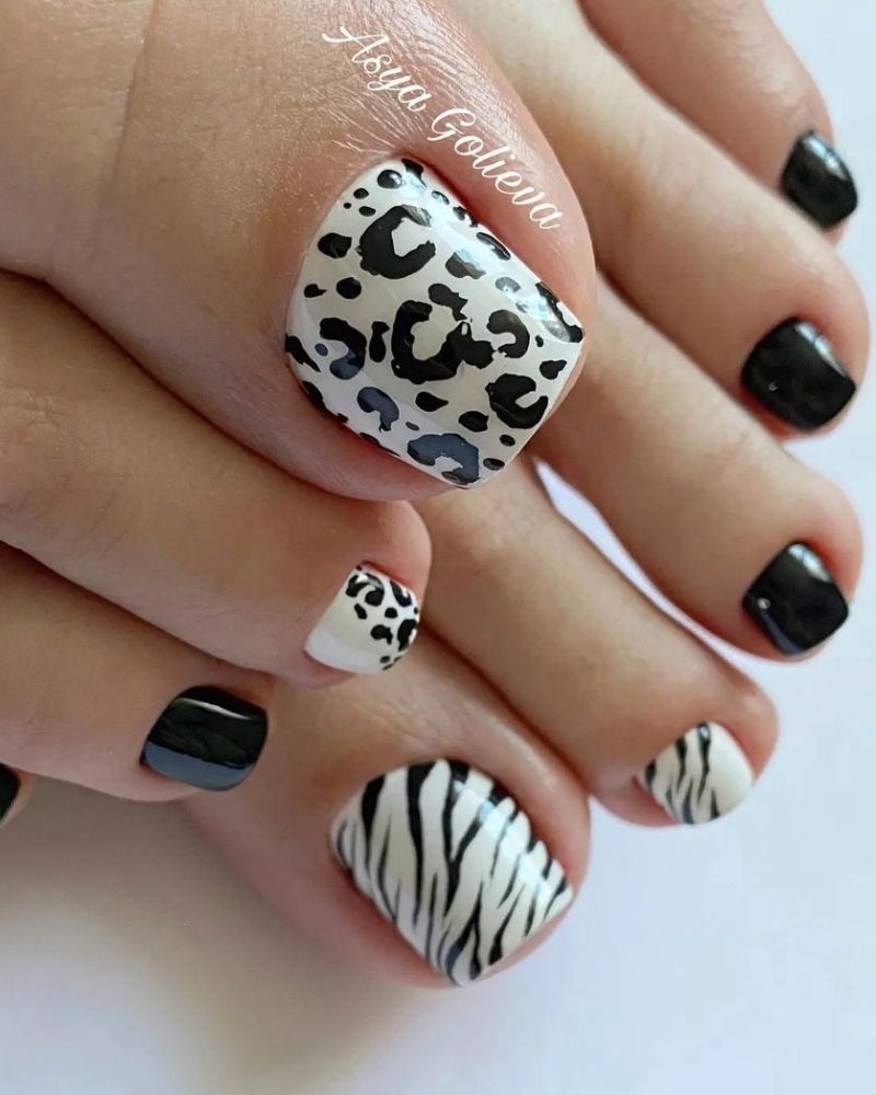 pédicure noir et blanc