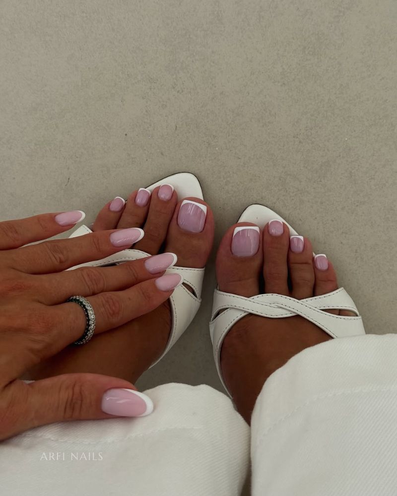 design mani-pédi french tip blanc