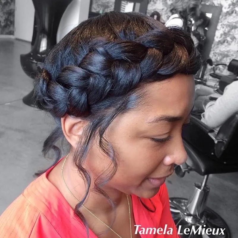 Halo braid couronne tressée avec swirls bouclés