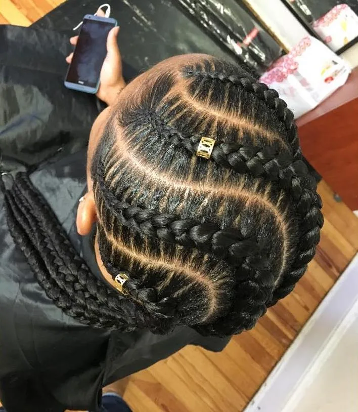 Jumbo braids en motif serpent avec perles dorées