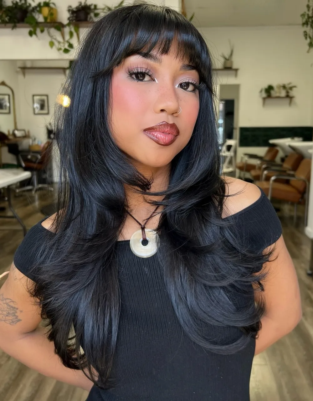 Octopus cut sur cheveux longs avec couches courtes bombées et longues disconnectées