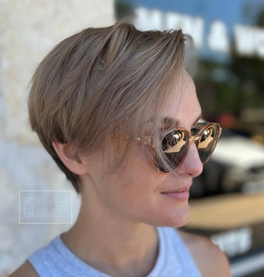 Pixie court en mushroom brown froid