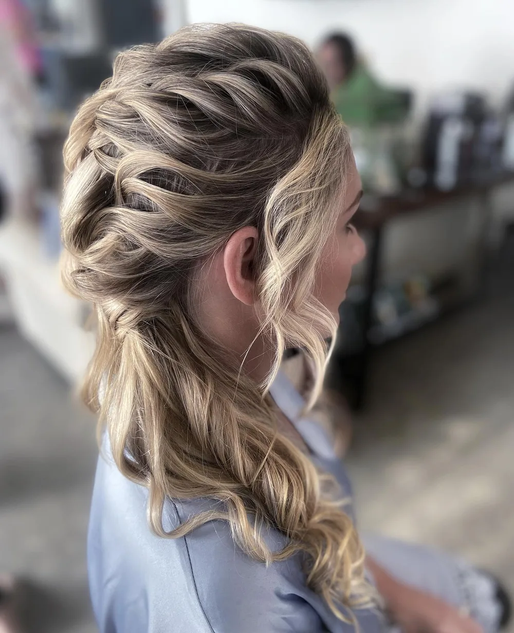 Queue-de-cheval pull-through avec vagues souples