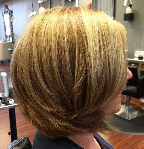 Carré long à la clavicule à couches pour cheveux épais