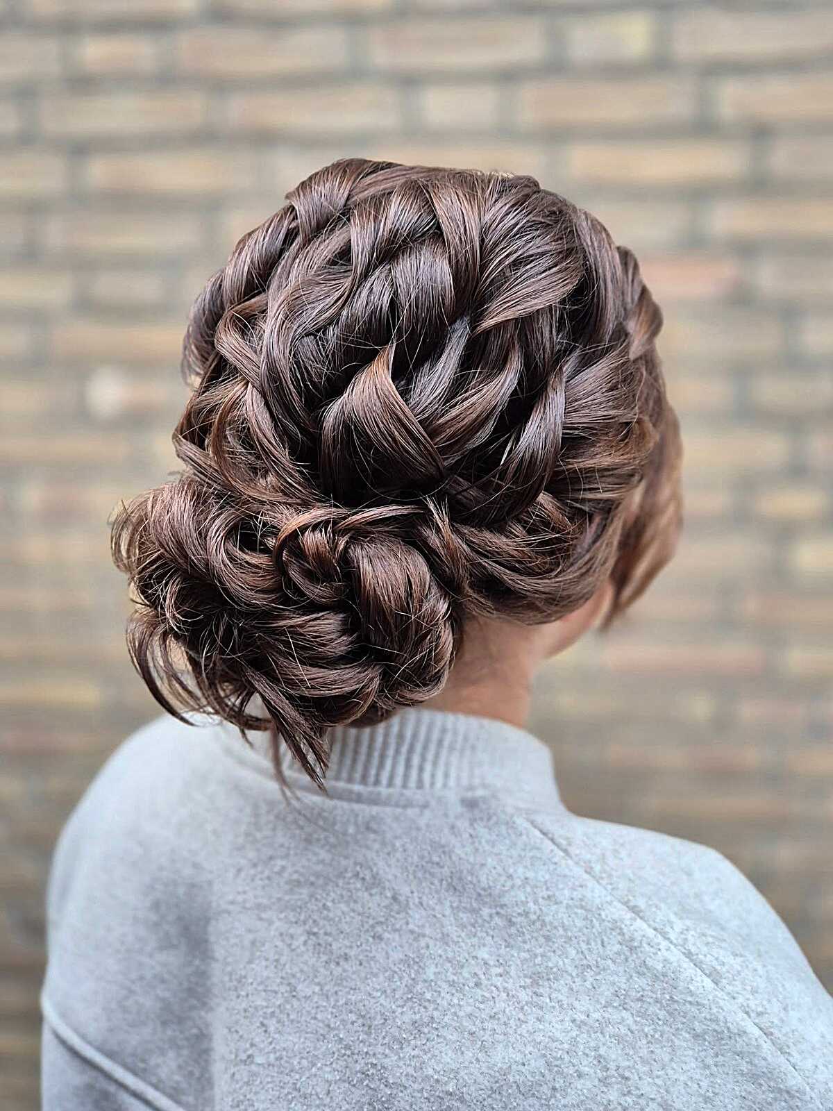 Chignon bas tressé - coiffure de fête de Noël