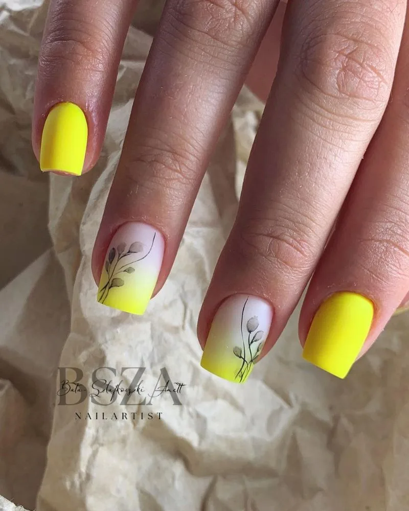 ongles à dégradé ombré jaune et blanc laiteux doux pour l'été
